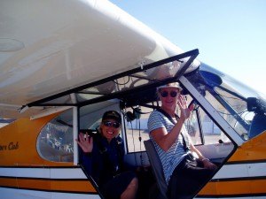 Bobbi Powers and Kristene Perron flying in Baja Mexico